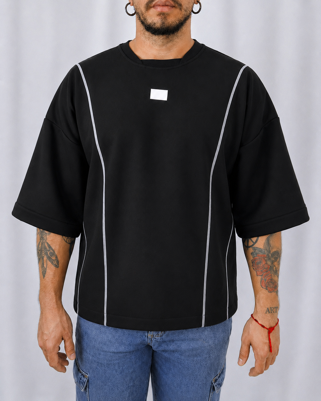 Oversized Cut Preto e Branco